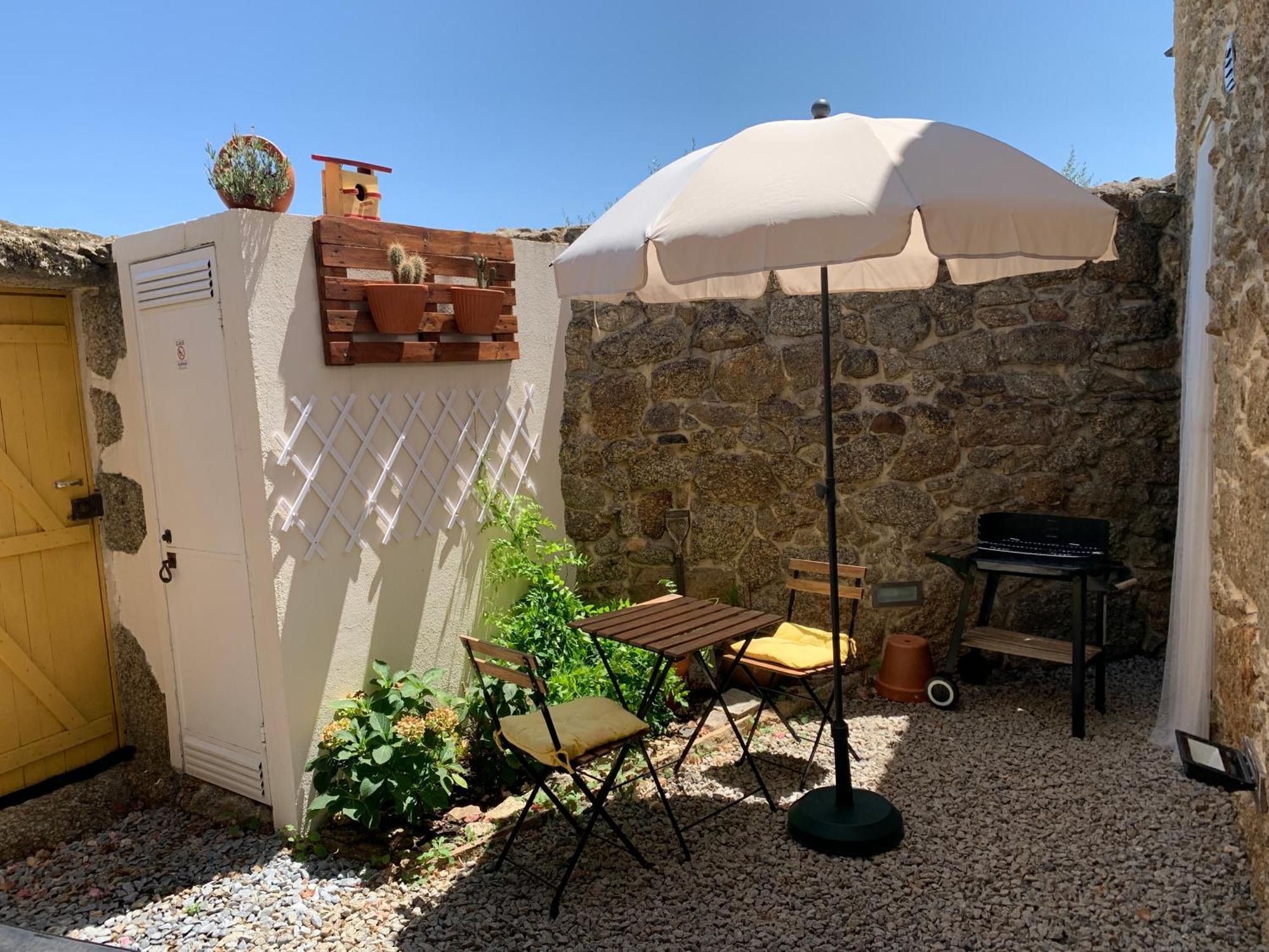 Encanto Casa Com Jacuzzi Open Space Holiday home Tinalhas